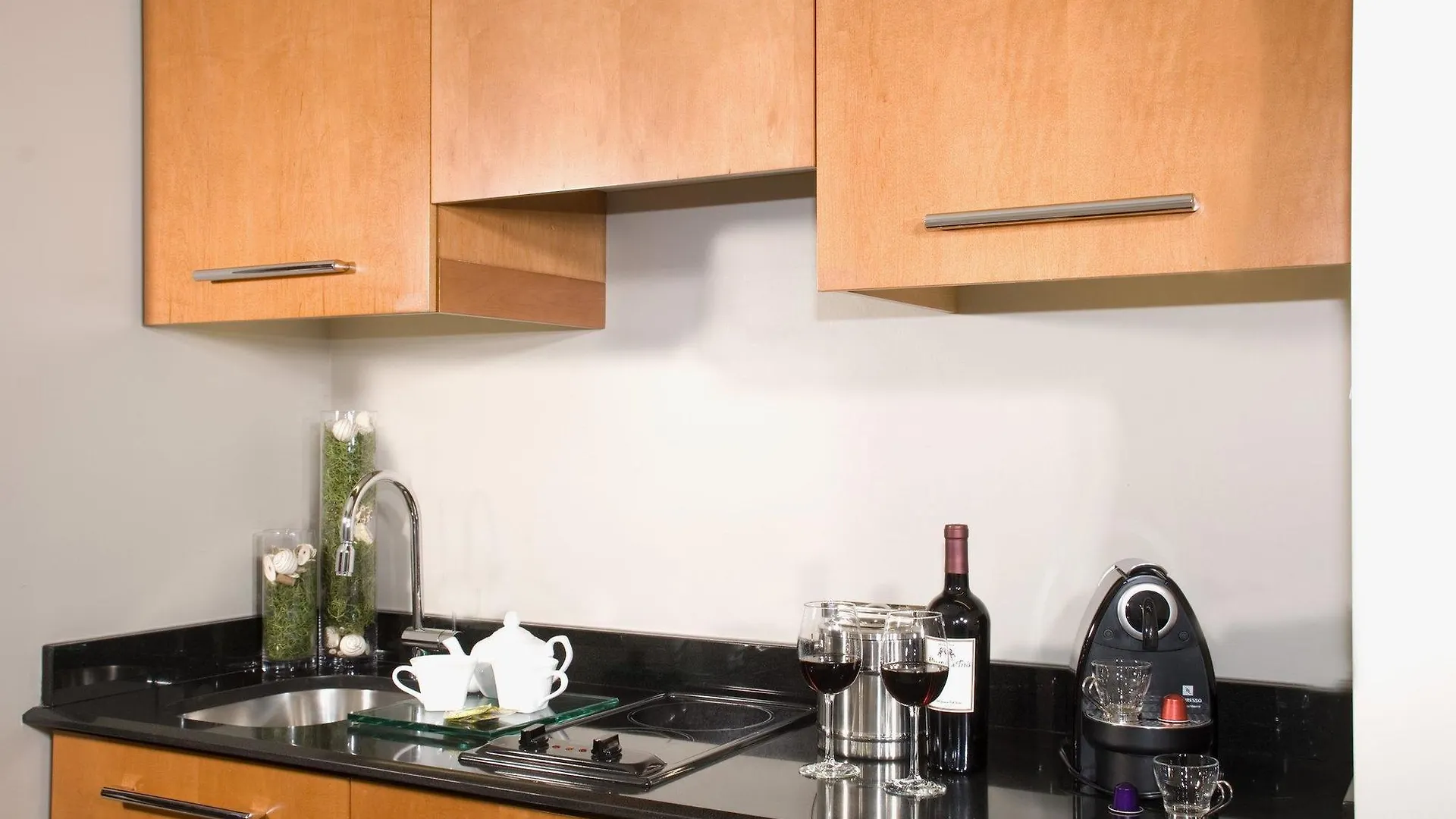 *****  Warwick Le Crystal - Montreal Hotel Canada